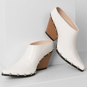 🆕️Cape Robbin Kelsey19 Slide Bootie